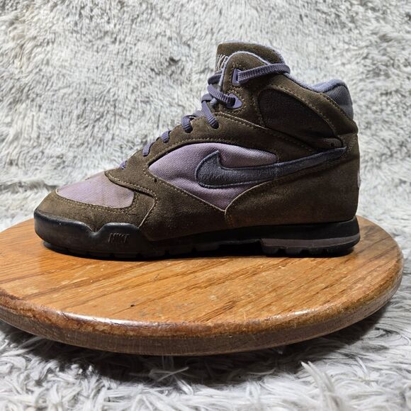 Vintage 90's Nike ACG Air Caldera Women 9.5 Hiking Boots Brown/Purple Shoes Read - Picture 2 of 14